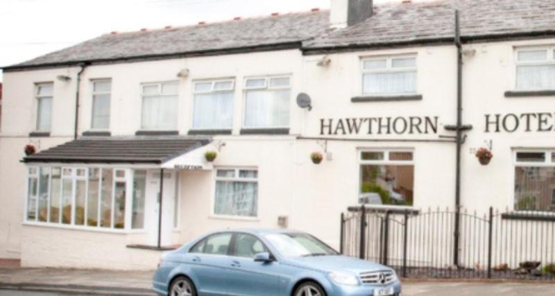 Hawthorn Hotel Radcliffe Bagian luar foto